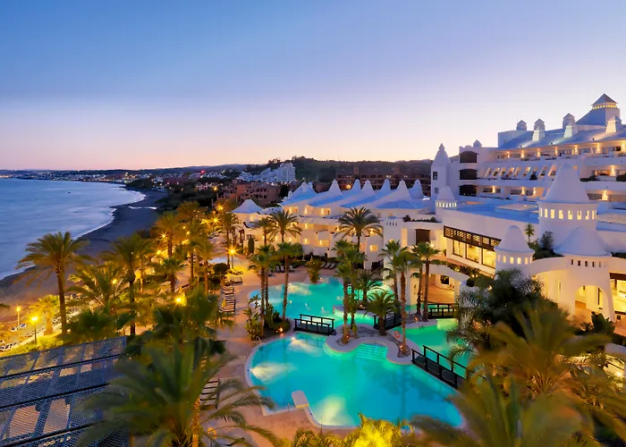 Hotel di lusso a Estepona vicino a Playa del Cristo