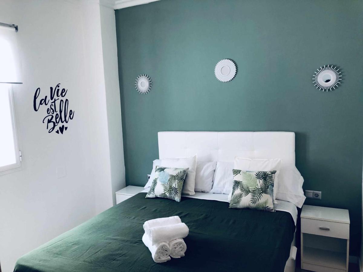Two-Bedroom Apartment,1136261863:JPEG