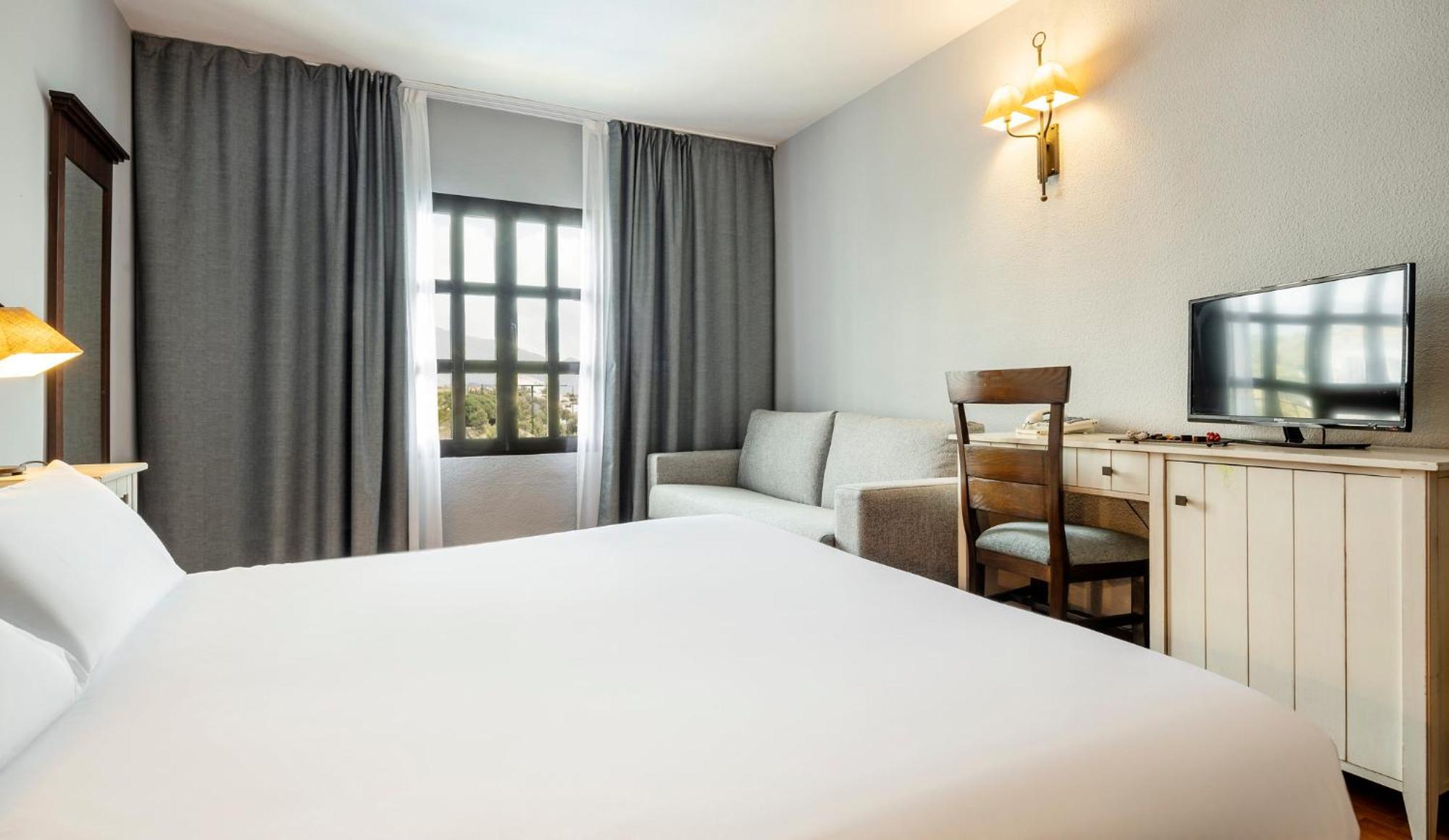 Double or Twin Room,1207659301:JPEG