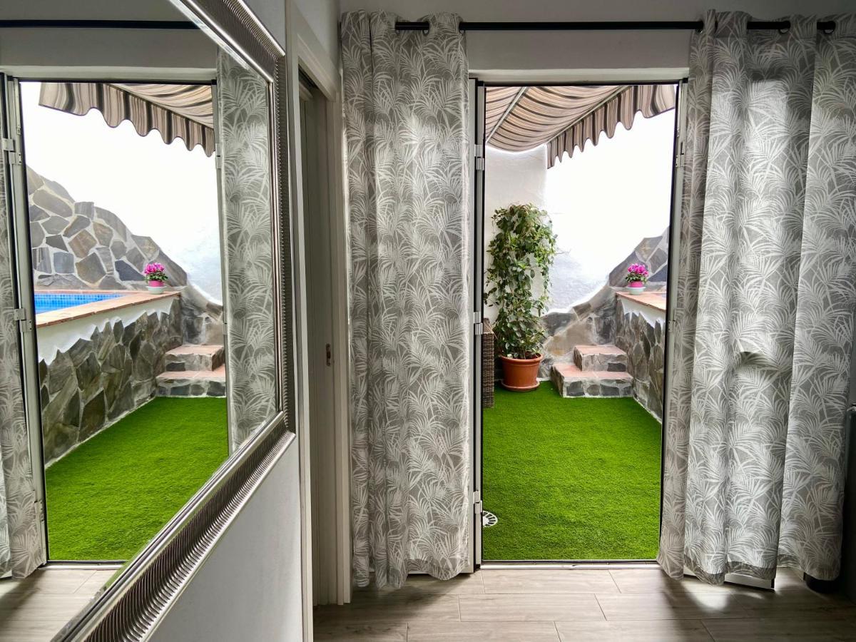 One-Bedroom House,1226493731:JPEG