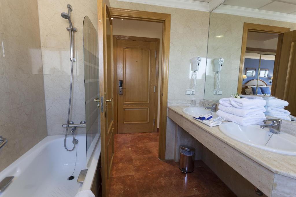 Superior Double Room,81628961:JPEG