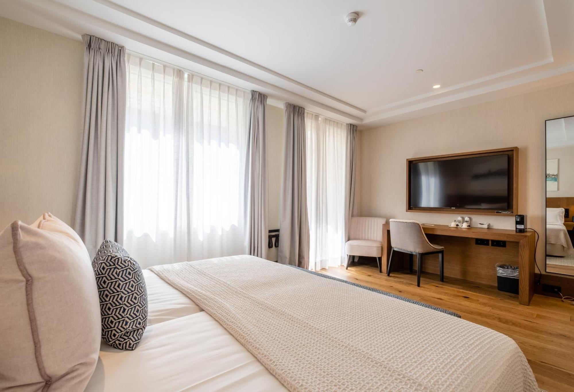 Double Room,1285481014:JPEG