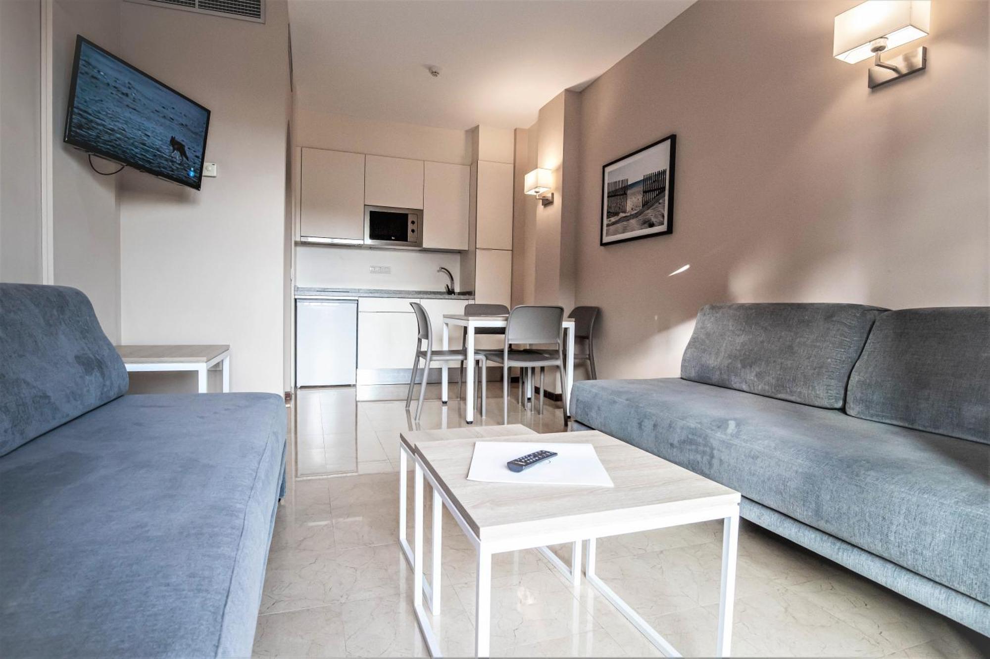 One-Bedroom Apartment Terrace 1-4 pax,1306907692:JPEG