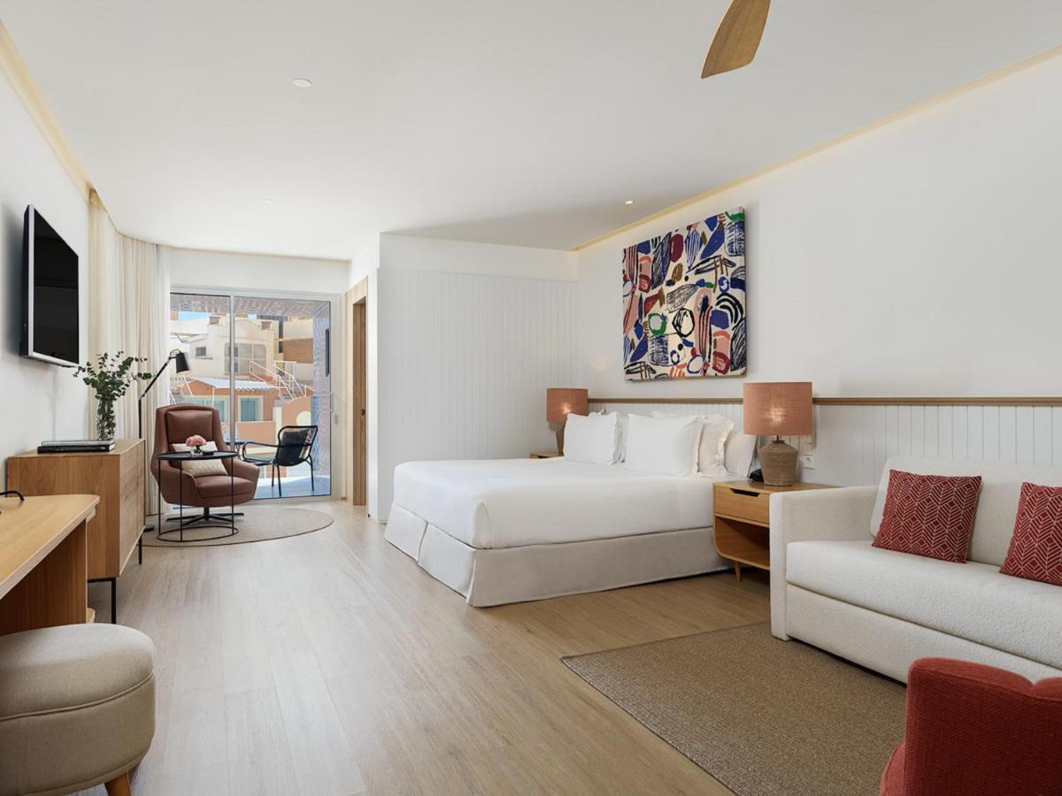 Junior Suite,1310450335:JPEG