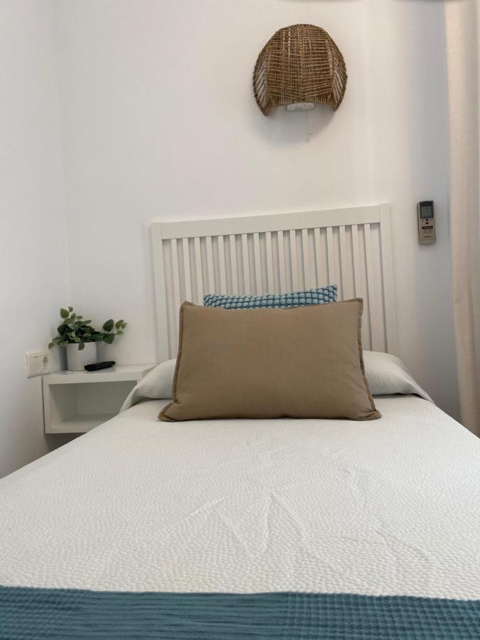 Basic Single Room