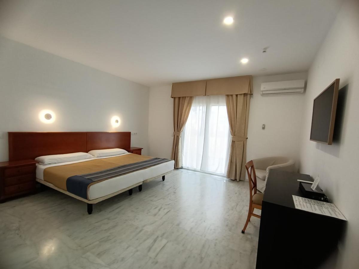 Superior Double or Twin Room,1498706992:JPEG