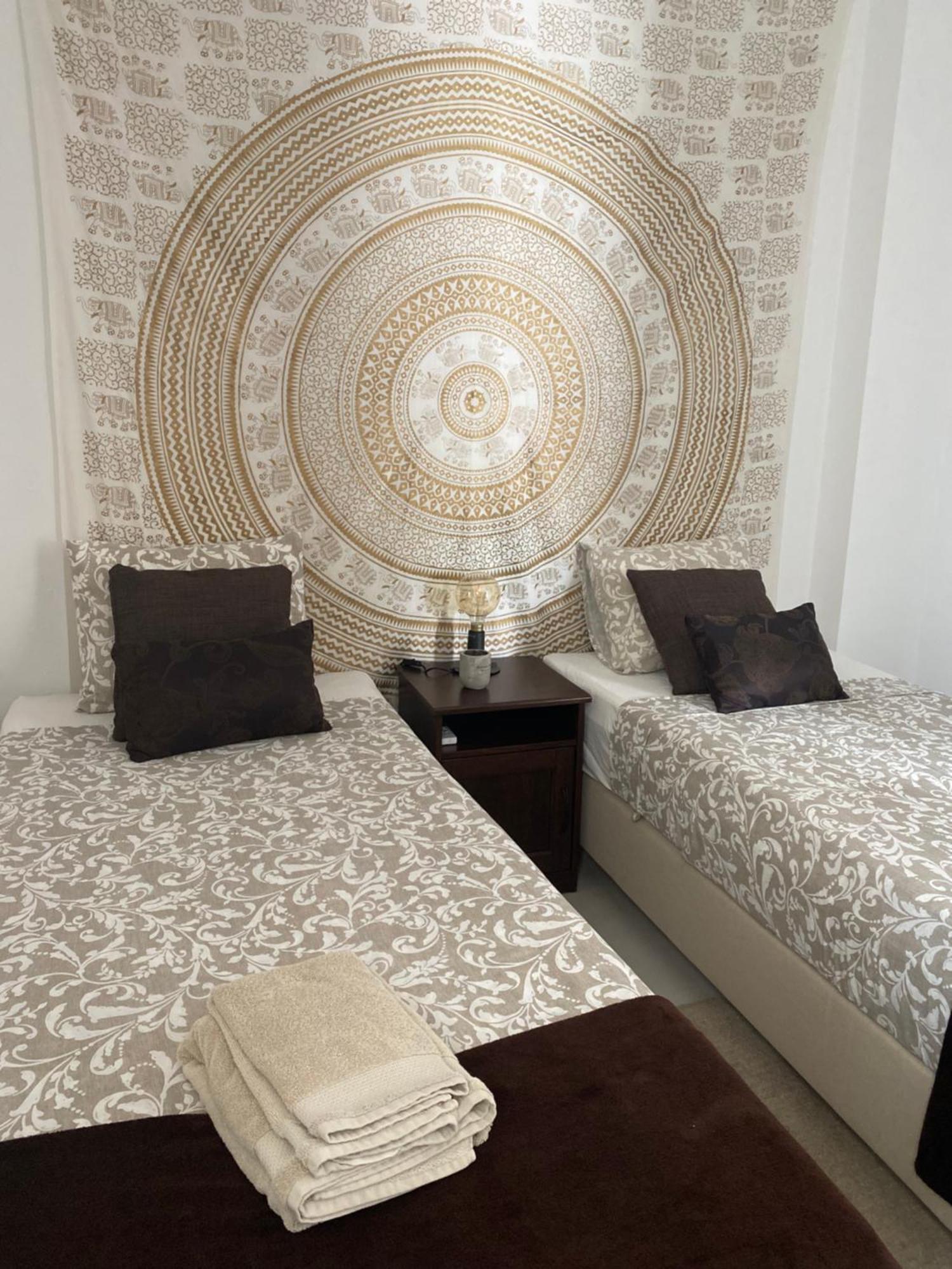 Double Room,1541117797:JPEG