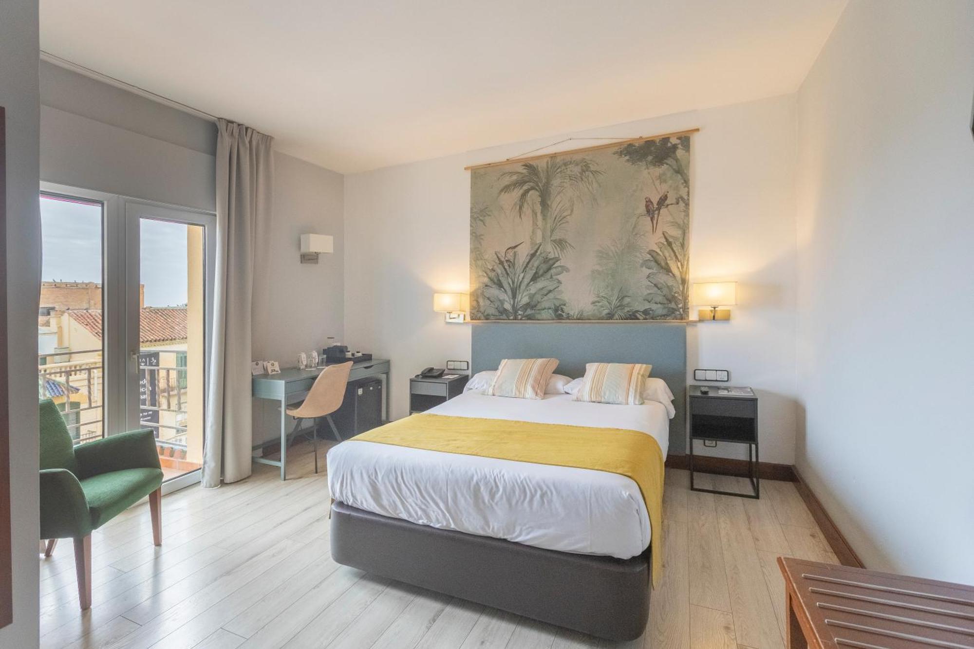 Double or Twin Room Balcony,1566908651:JPEG