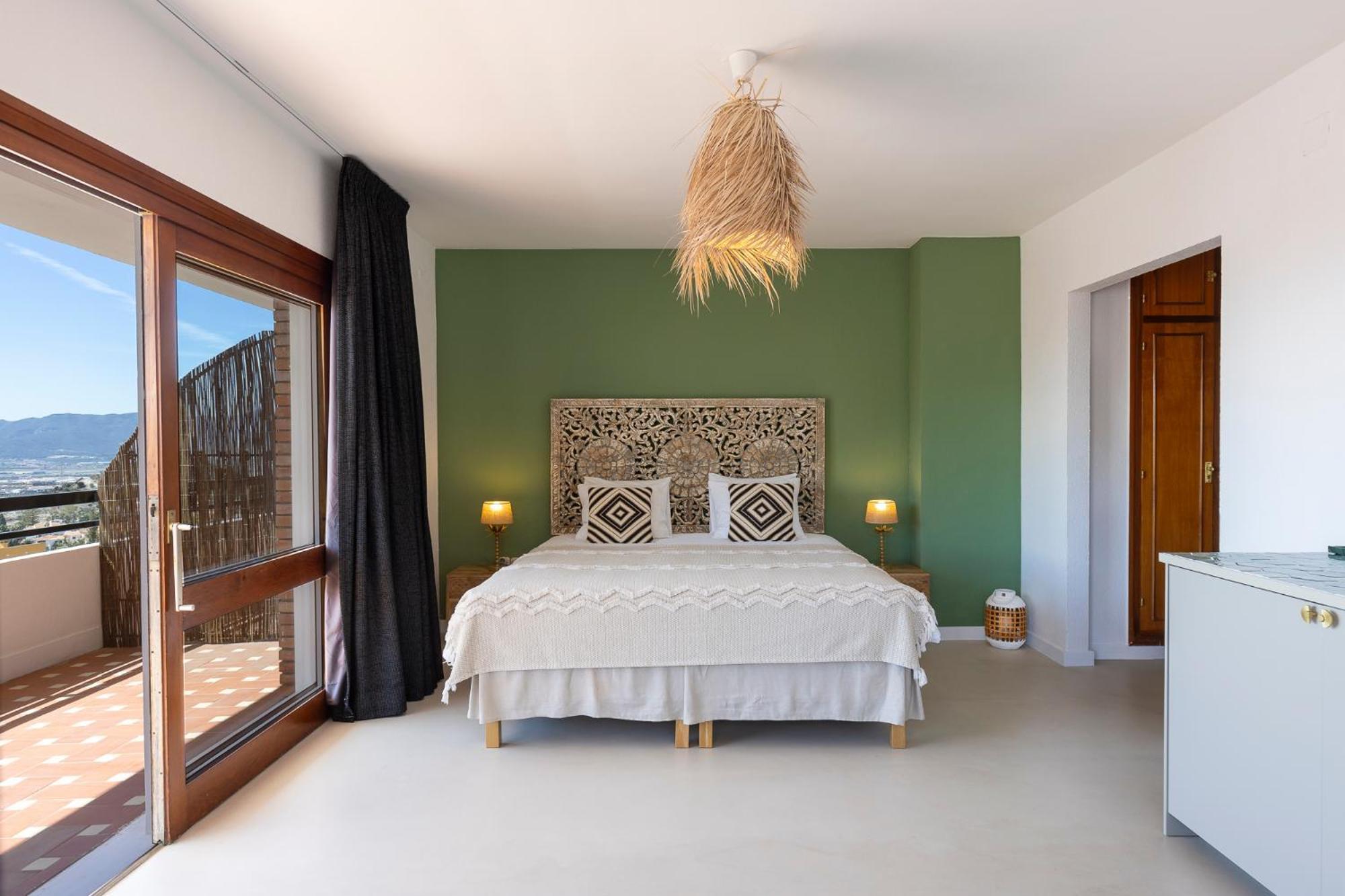 Deluxe Double Room with Balcony and Sea View,1581313955:JPEG