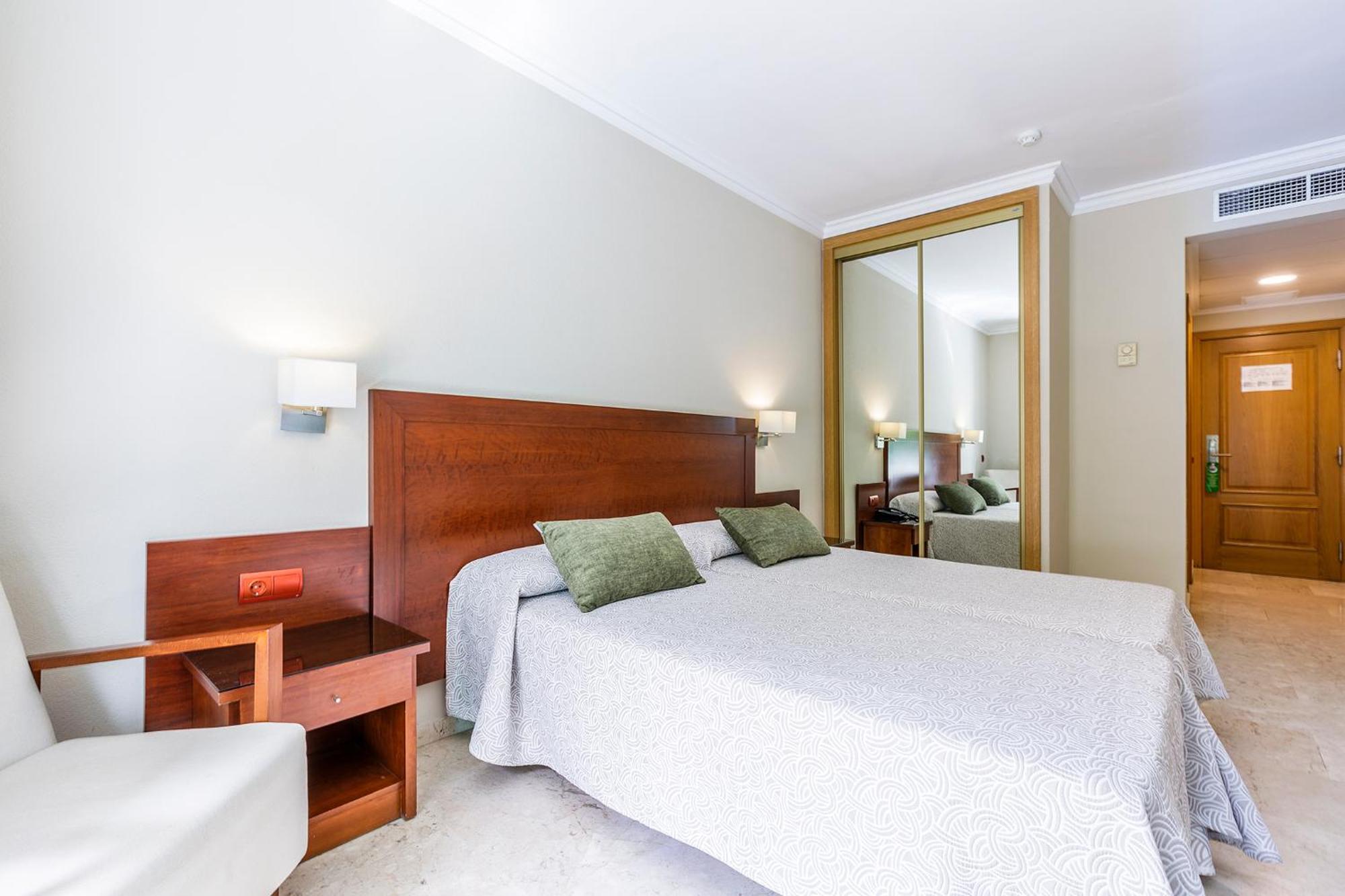 Double Room Terrace,1592049384:JPEG