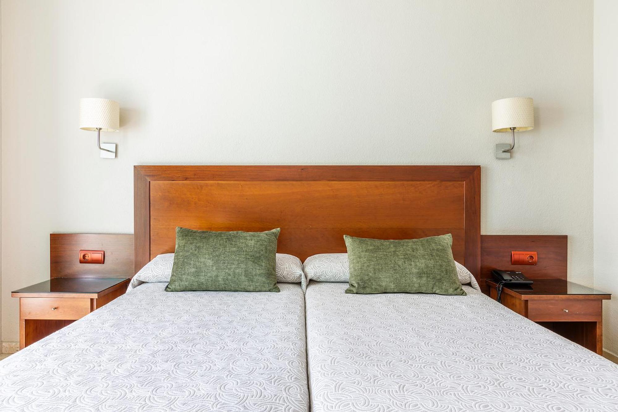 Triple Room,1592049355:JPEG