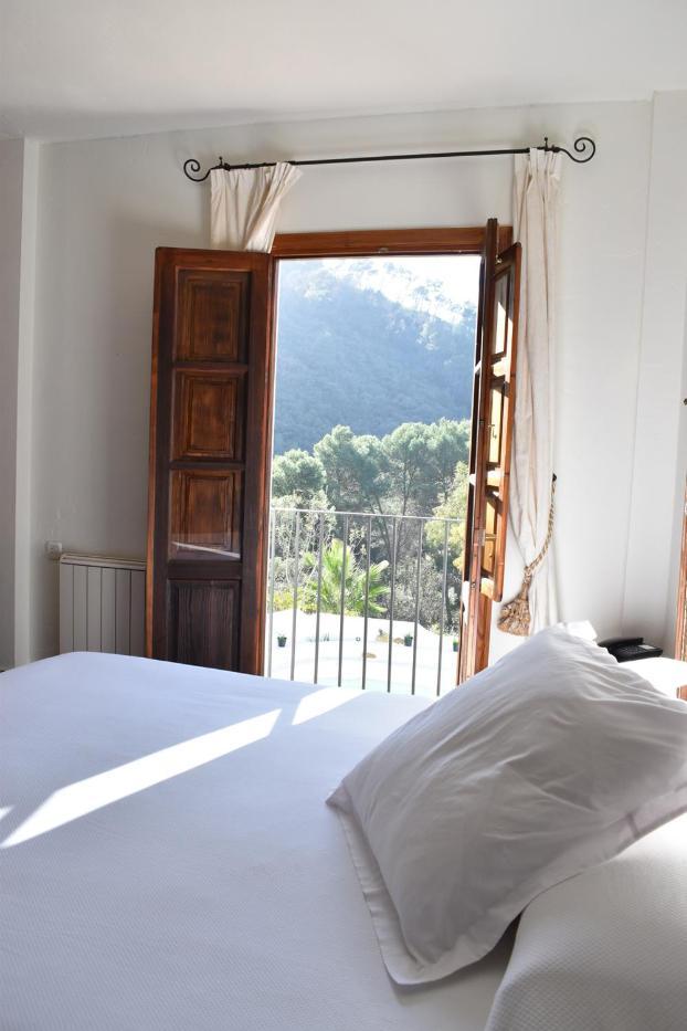 Deluxe Double Room Balcony,1638474565:JPEG