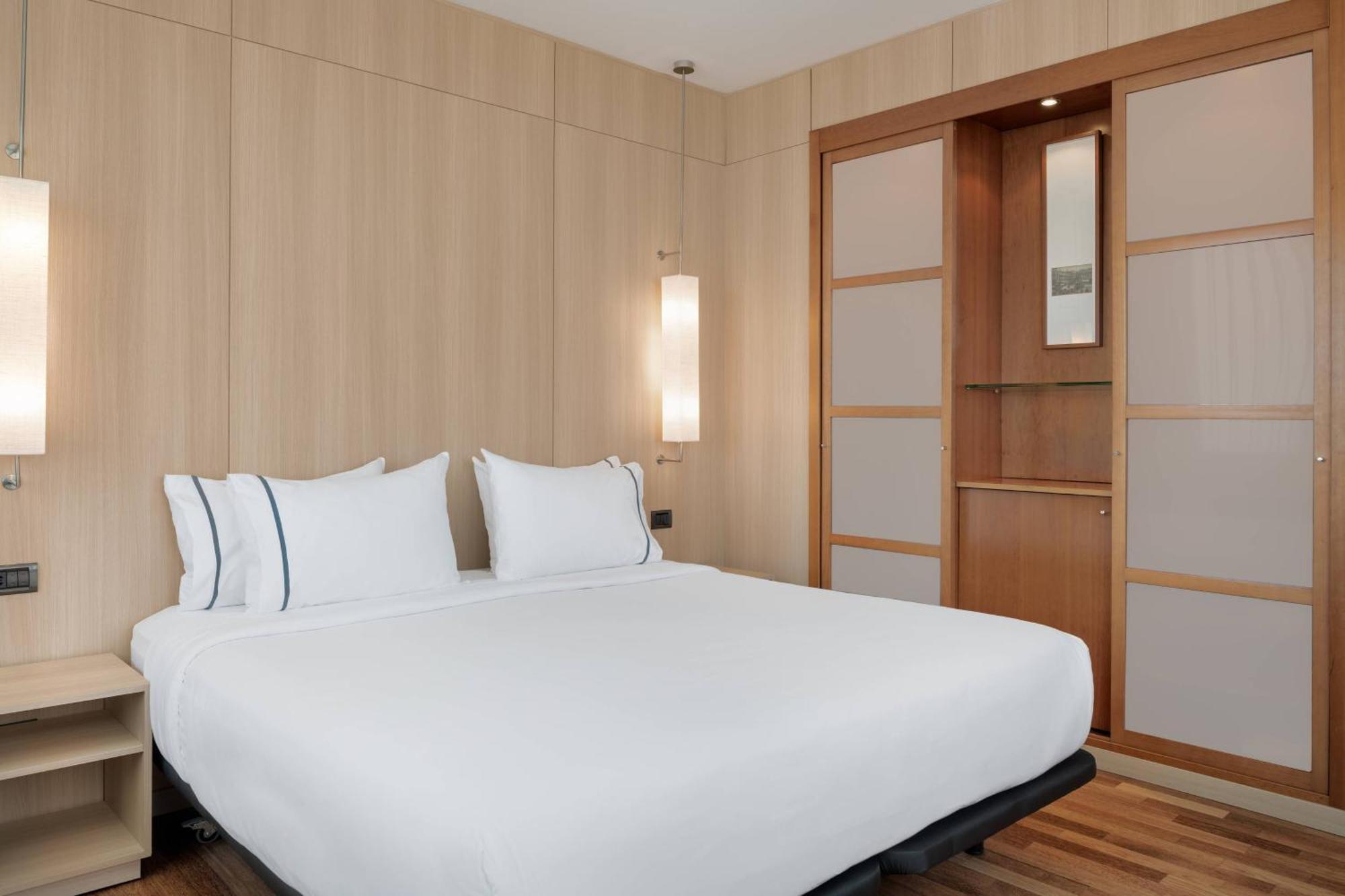 Standard room Guest room 1 King