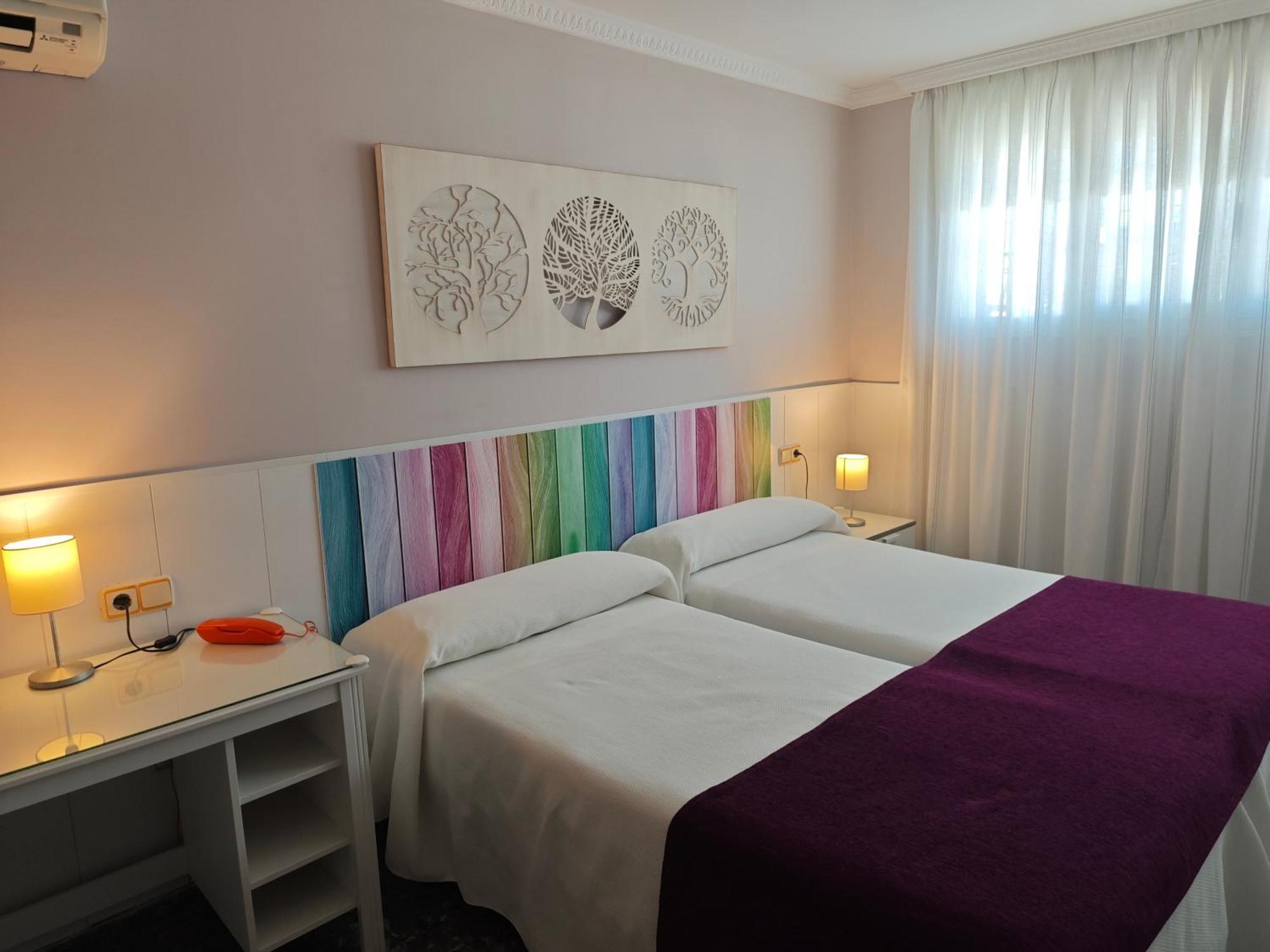 Economy Double or Twin Room,1666638227:JPEG