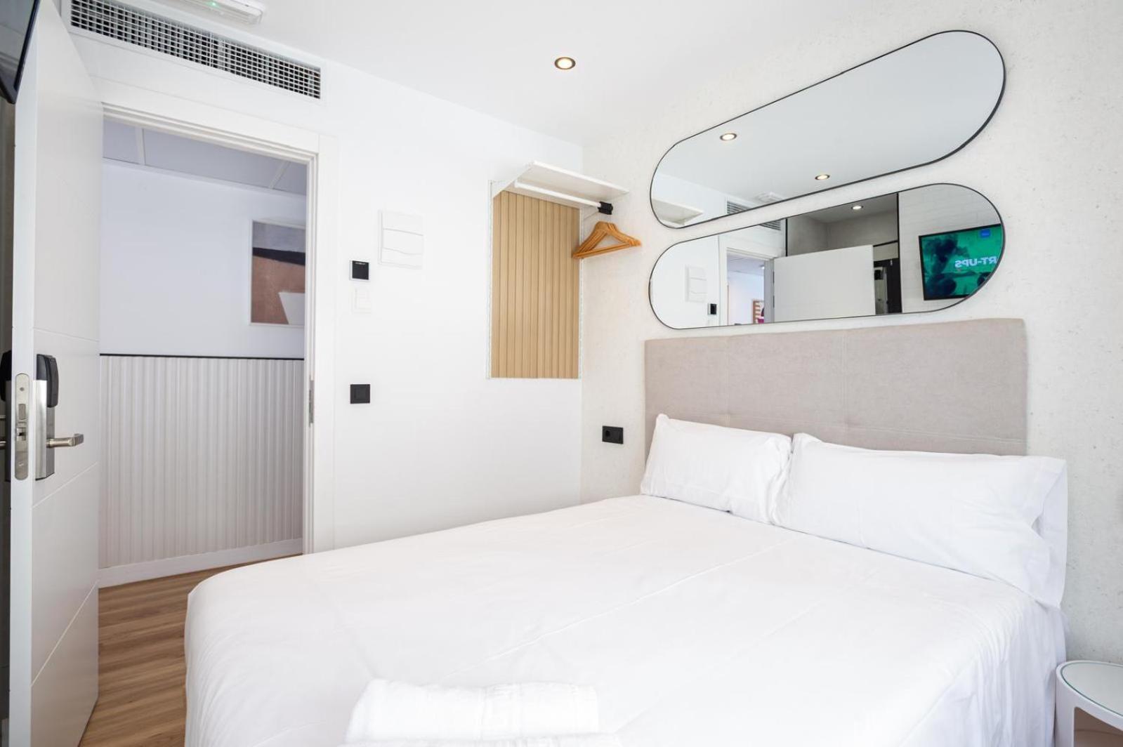 Budget Double Room,1693288661:JPEG