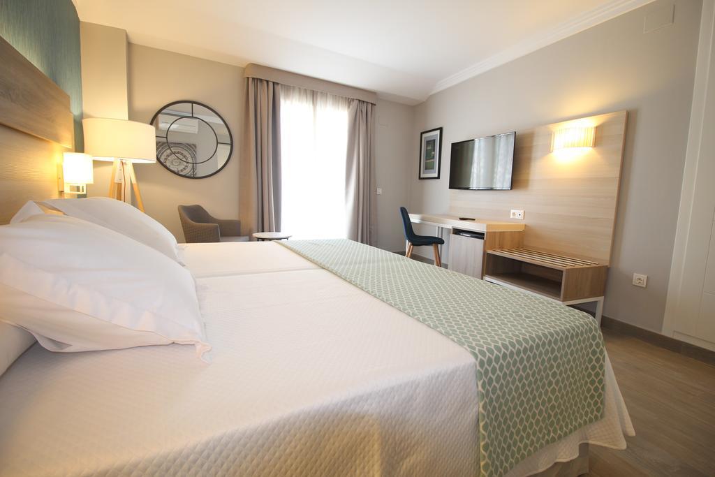 Superior Double Room,644367231:JPEG