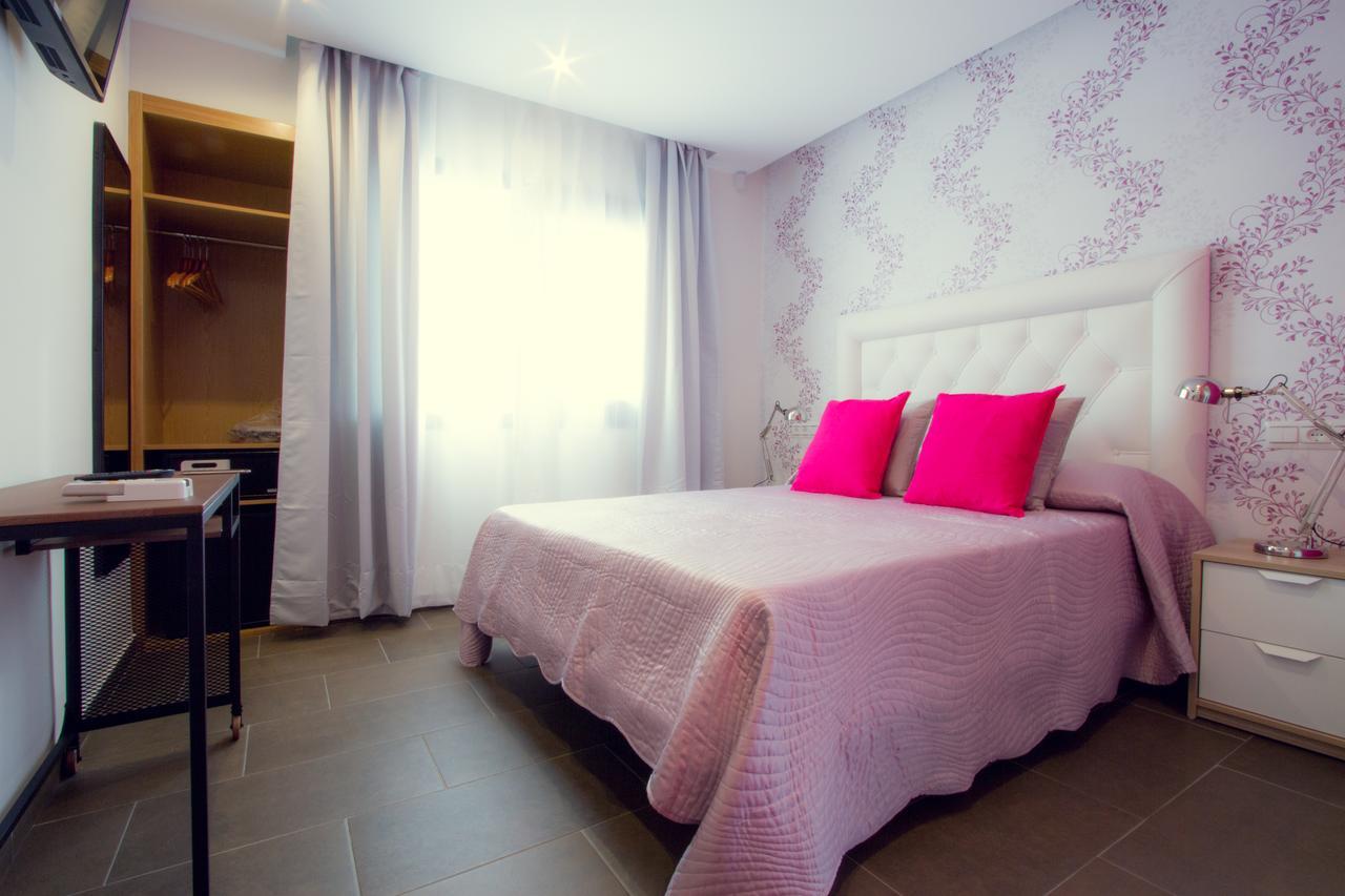 Double Room with Pool View