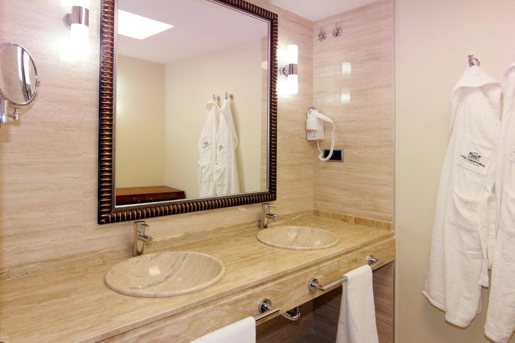 Double or Twin Room,66380386:JPEG