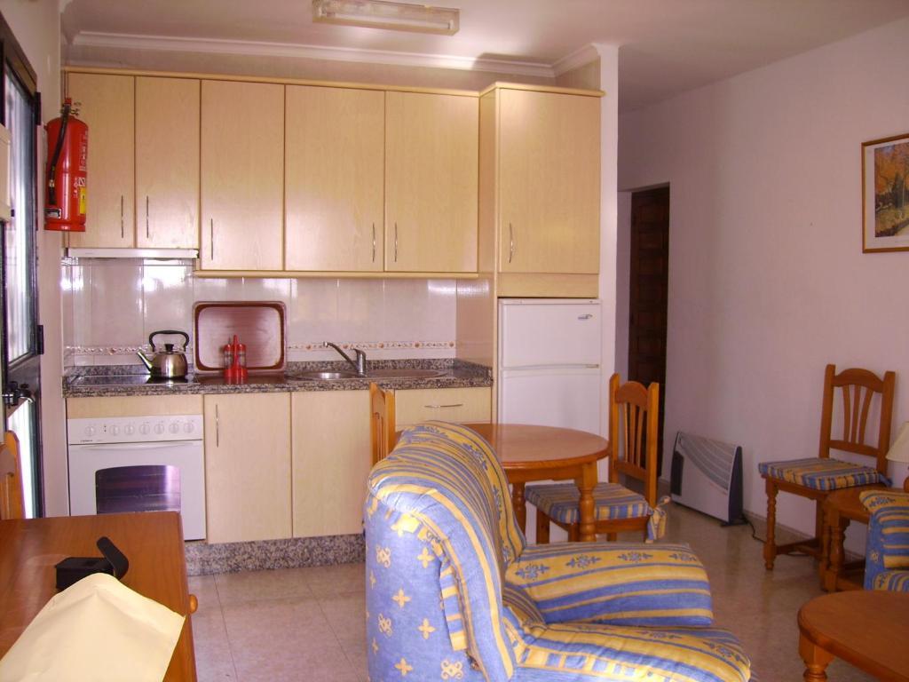One-Bedroom Apartment,1278875905:JPEG