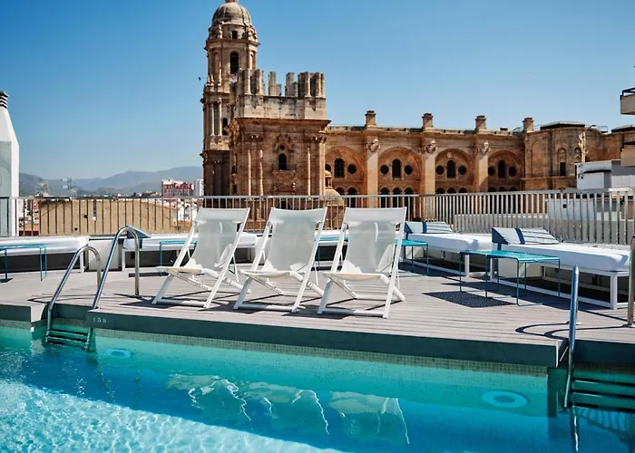 Hotel di lusso a Málaga vicino a Galleria d'Arte Marin Galy