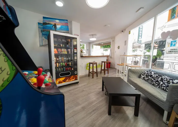 Be Happy Hostel Nerja