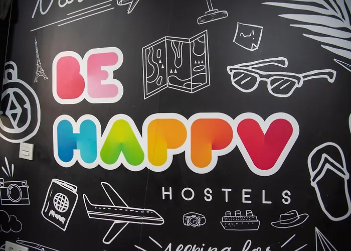 Be Happy Hostel - Albergue en el centro de Nerja