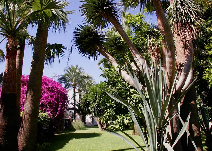 Habitaciones Bajondillo