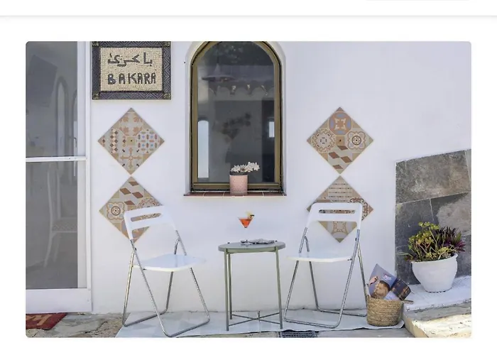 Casa Bakara