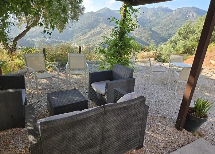 Jingtu Wellness & Spa Resort Comares