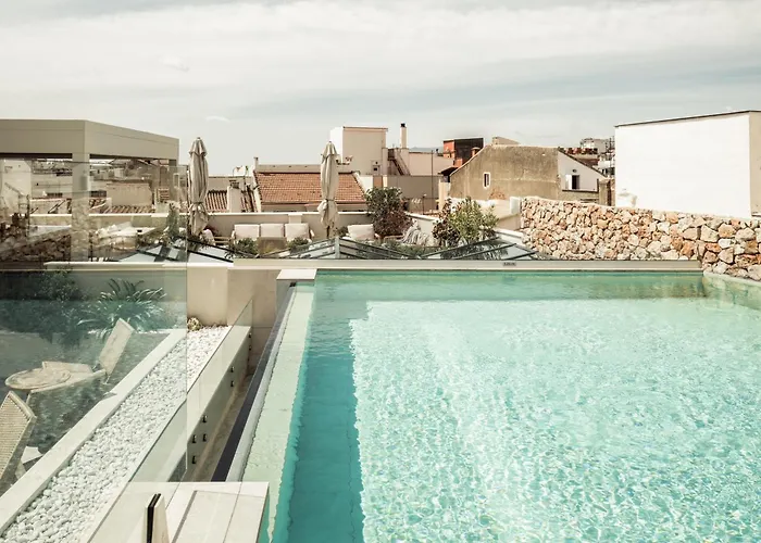 Hotel Well And Come Malaga