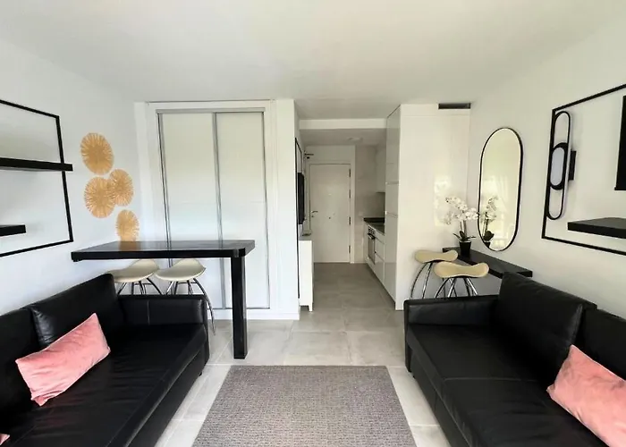 Apartamentos Benal Beach Group