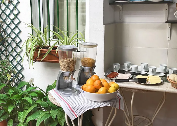 Hostal Azahara Nerja