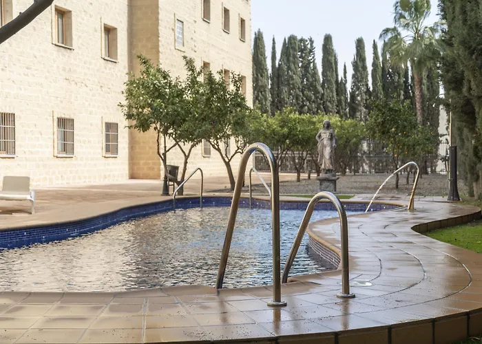 Hotel Plaza Del Castillo Malaga