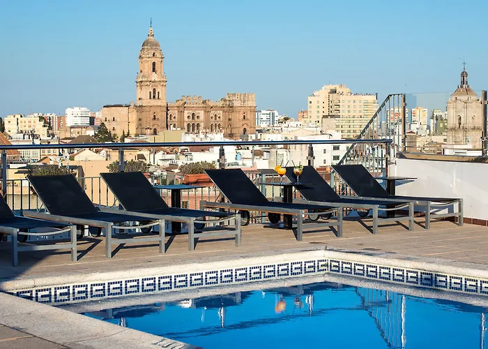 Luxury Hotels in Malaga near Malaga Plaza Shopping Centre